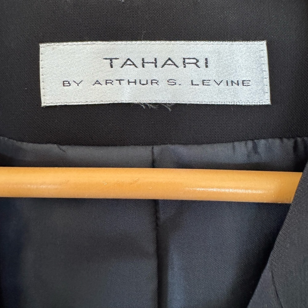 Vintage Tahari by Arthur S. Levine Black Blazer Shoulder Pads Metal Ring Accents - Picture 6 of 12